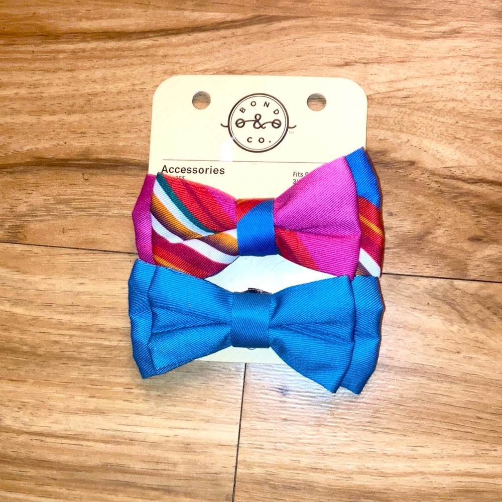 NWT Pet / Dog Bow Tye blue and multi color